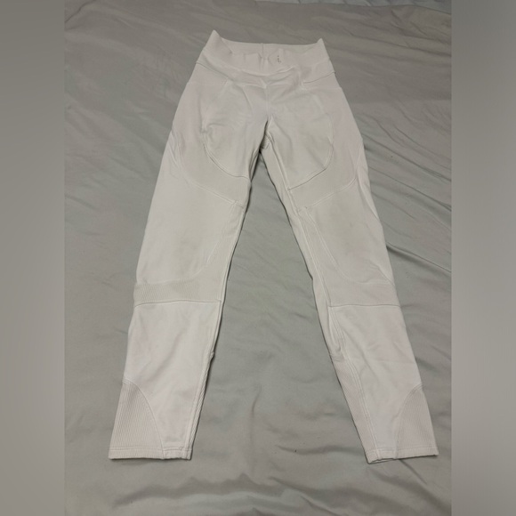 Lululemon White New Ambition Super High Rise Tight *Stained* - Picture 5 of 14